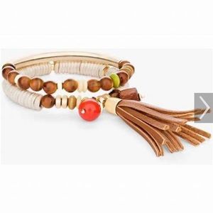 Chico’s Kalani set of 2 stretch bracelets- gold tone with neutral beads NWT